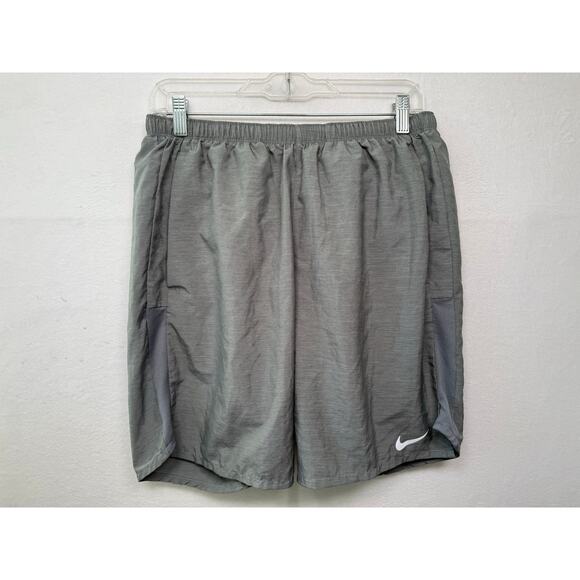 Nike Men's Dri-FIT Challenger Running shorts, Medium, Light Gray - Picture 1 of 5
